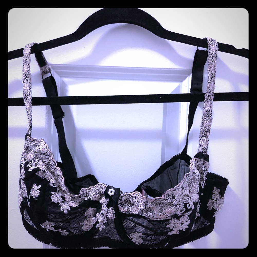 Victoria Secret black lace bra